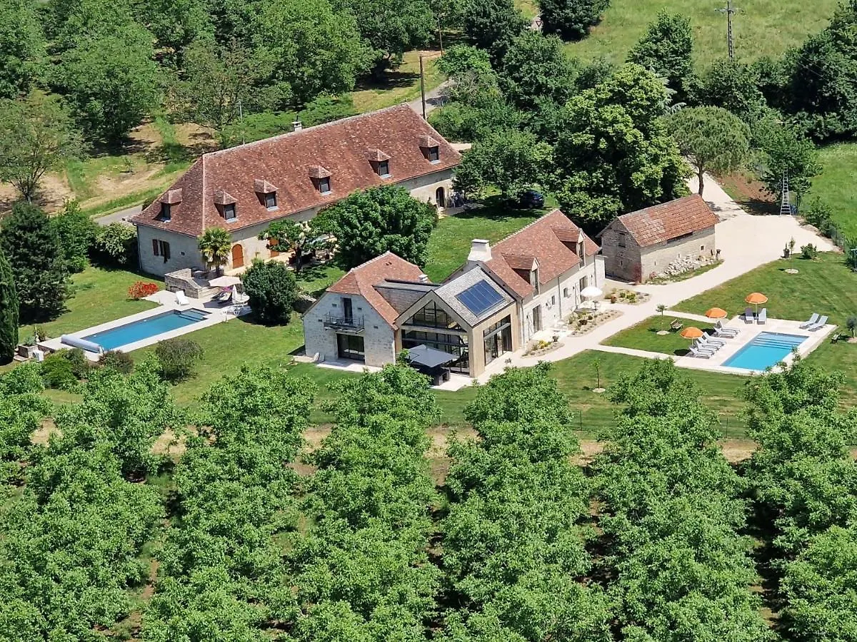 Allee Des Noyers Saint-Michel-de-Bannieres Bed & Breakfast